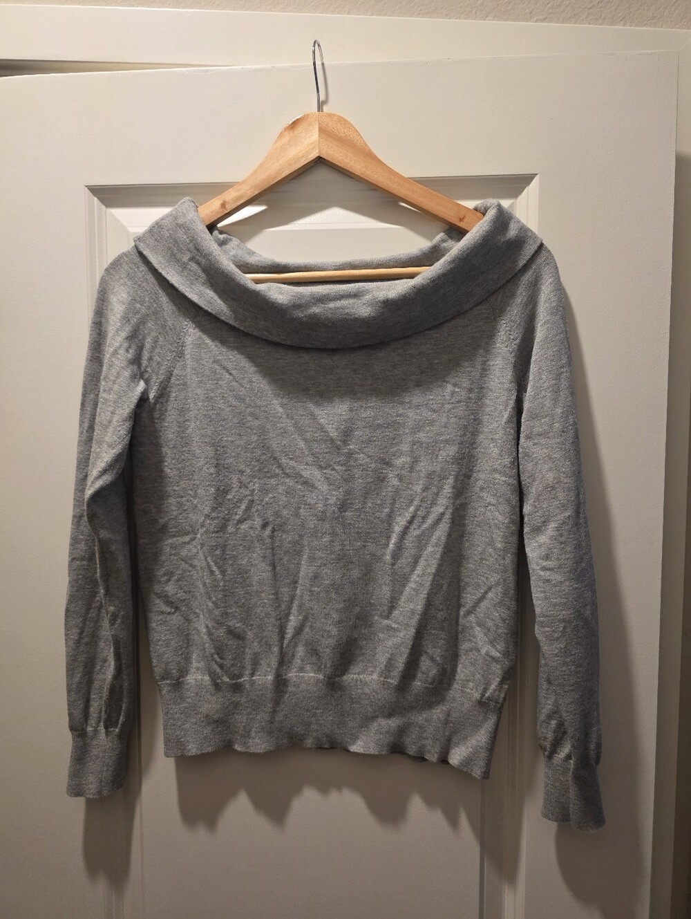 Splendid Gray Cowl Neck Lightweight Sweater